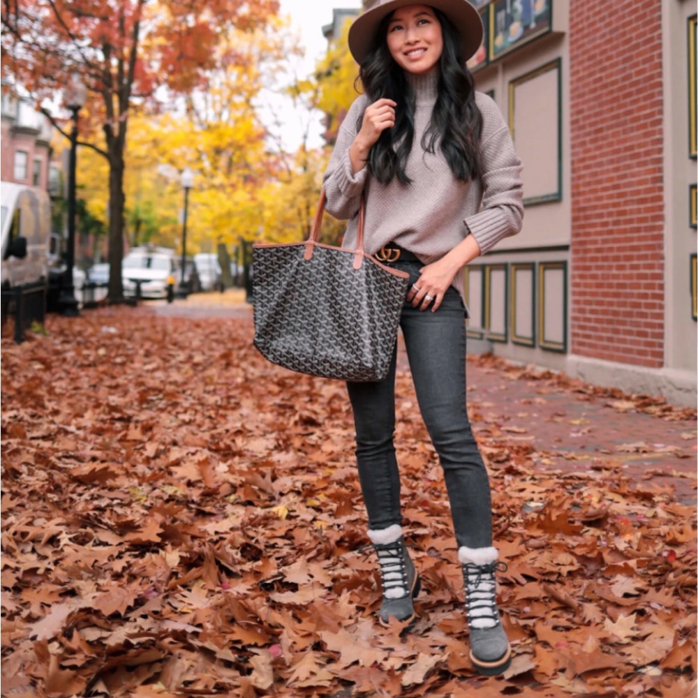 Marc Fisher Black Leather Lace-Up Shearling Boots